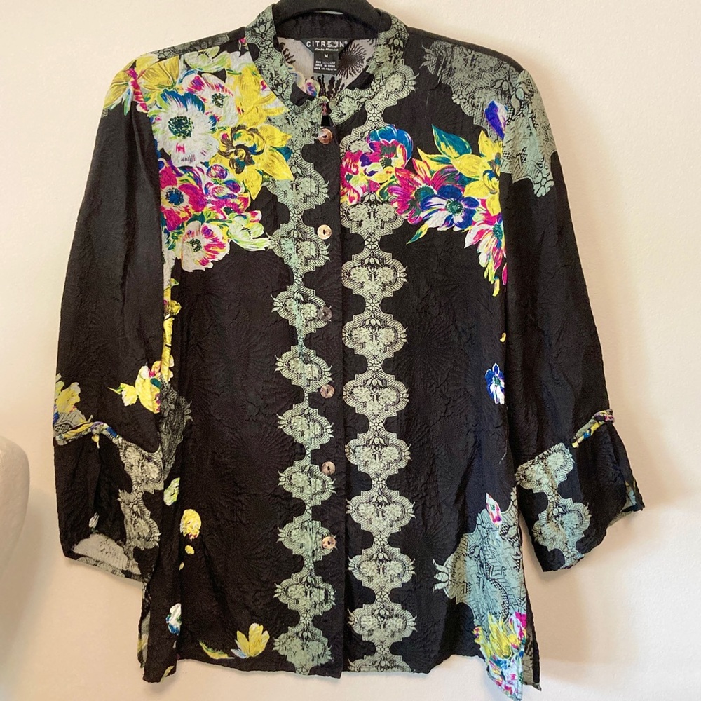 Citron Santa Monica Silk Button Shirt Blouse Medium Black Green Yellow Floral - Picture 4 of 10
